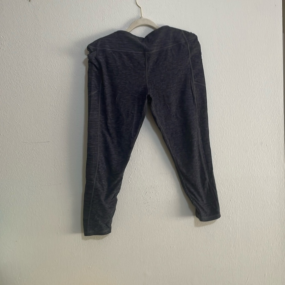 Victoria Secret Capri Leggings